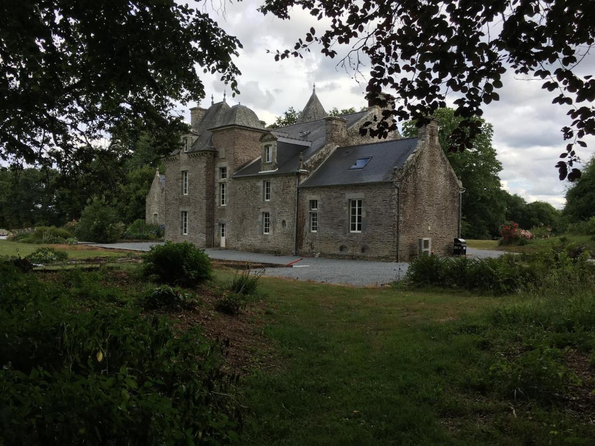 Château Ville Voisin Augan Exterior foto