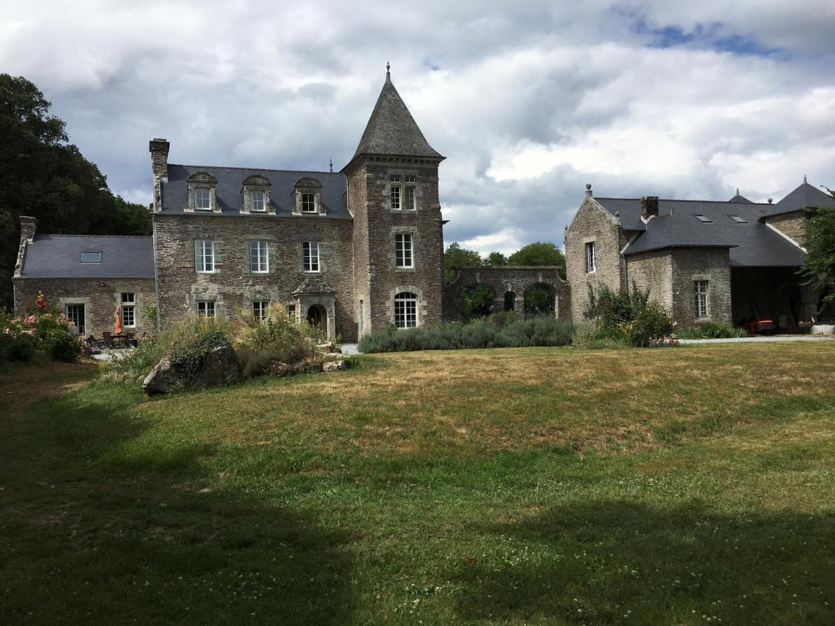 Château Ville Voisin Augan Exterior foto